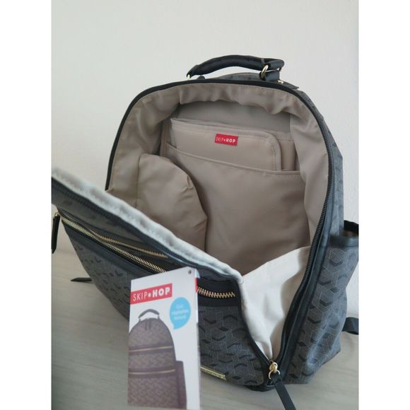 Skip Hop DECO Saffiano Diaper Backpack Black/Gray Vegan Leather Interweave Lines - Picture 10 of 11